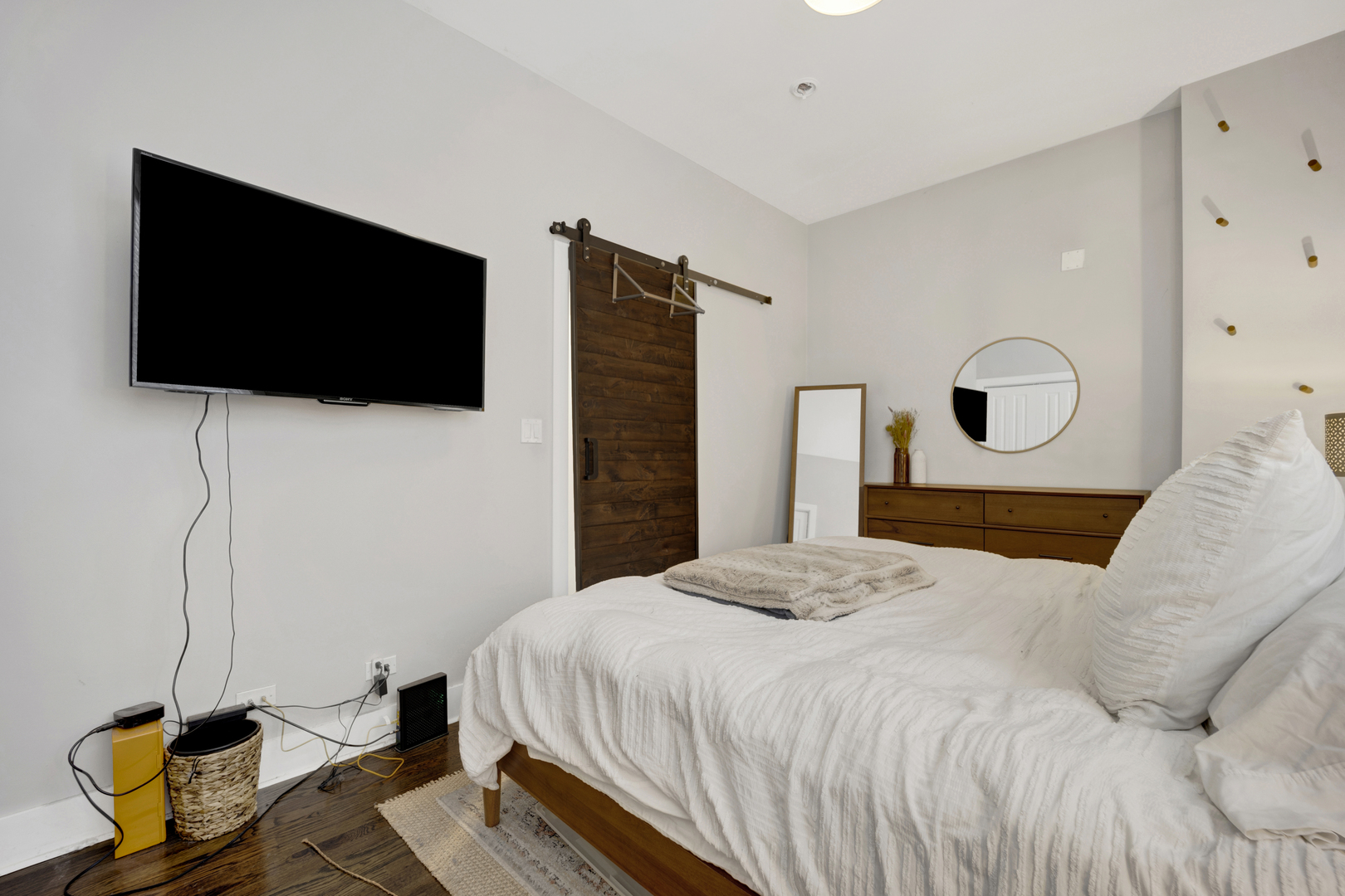 2846 N HALSTED Street Unit: 1N