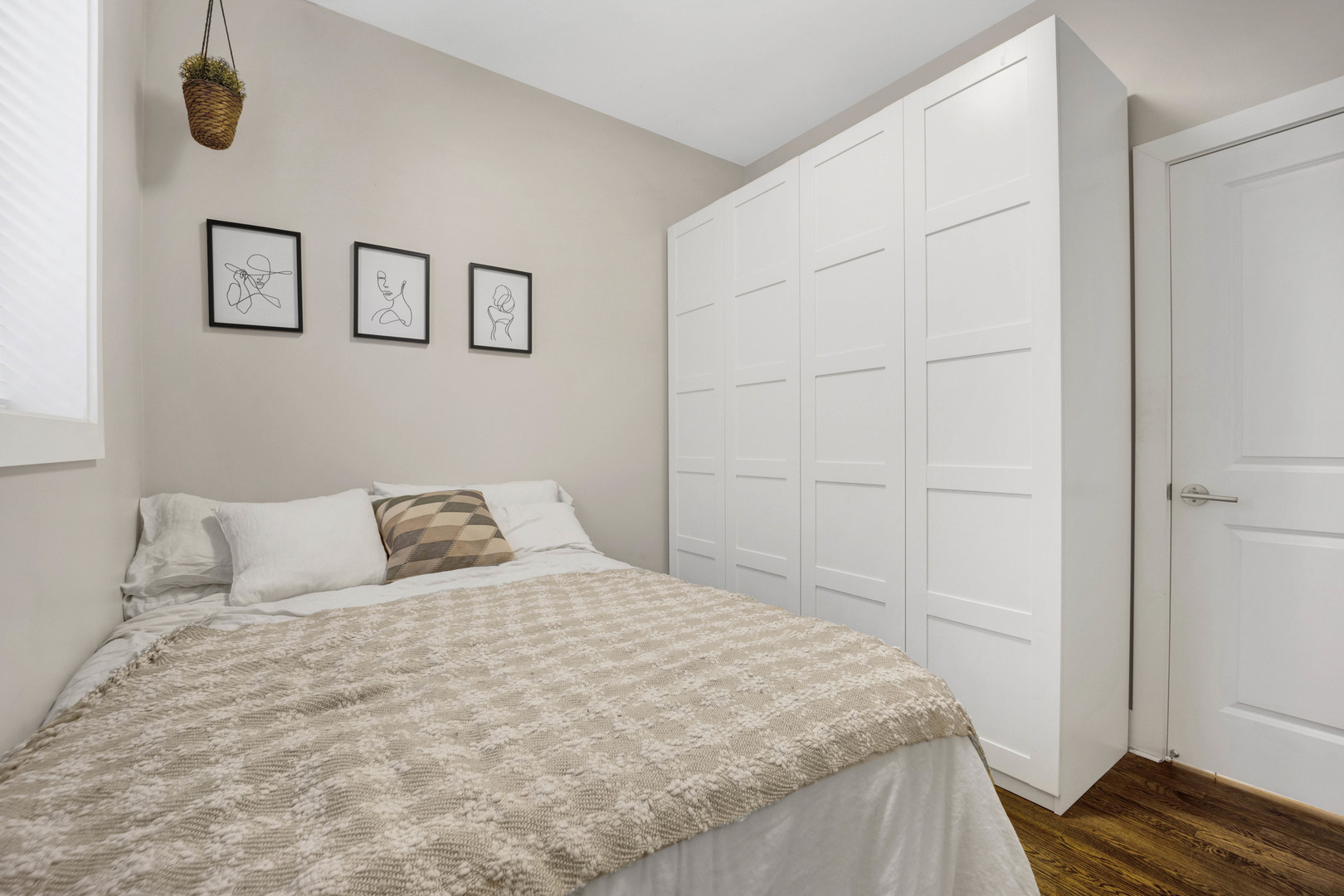 2846 N HALSTED Street Unit: 1N