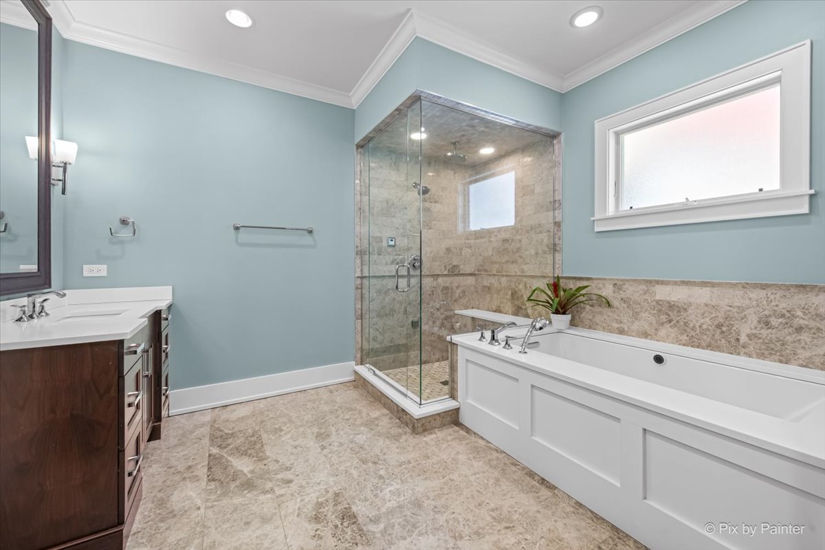 2426 W Warner Avenue