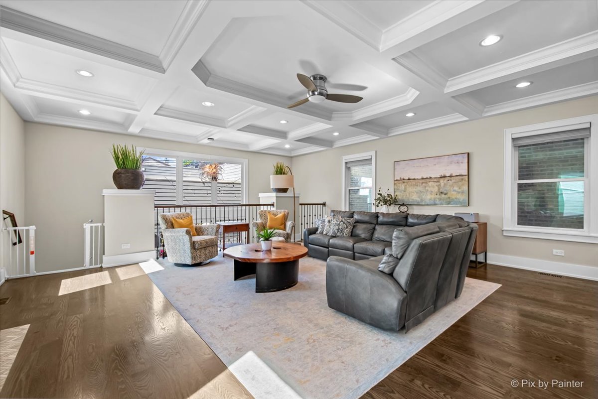 2426 W Warner Avenue