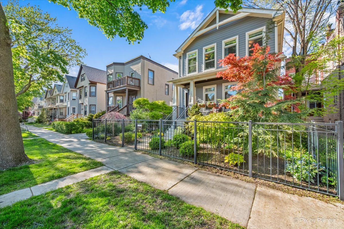 2426 W Warner Avenue