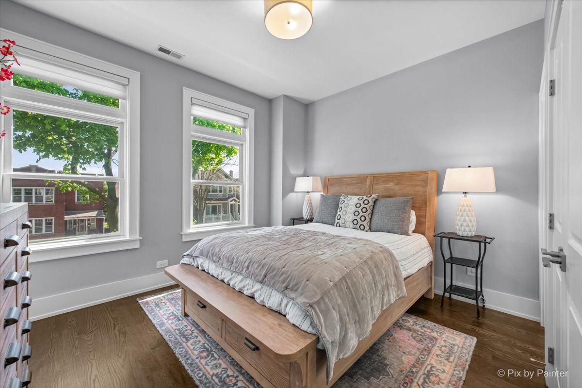 2426 W Warner Avenue