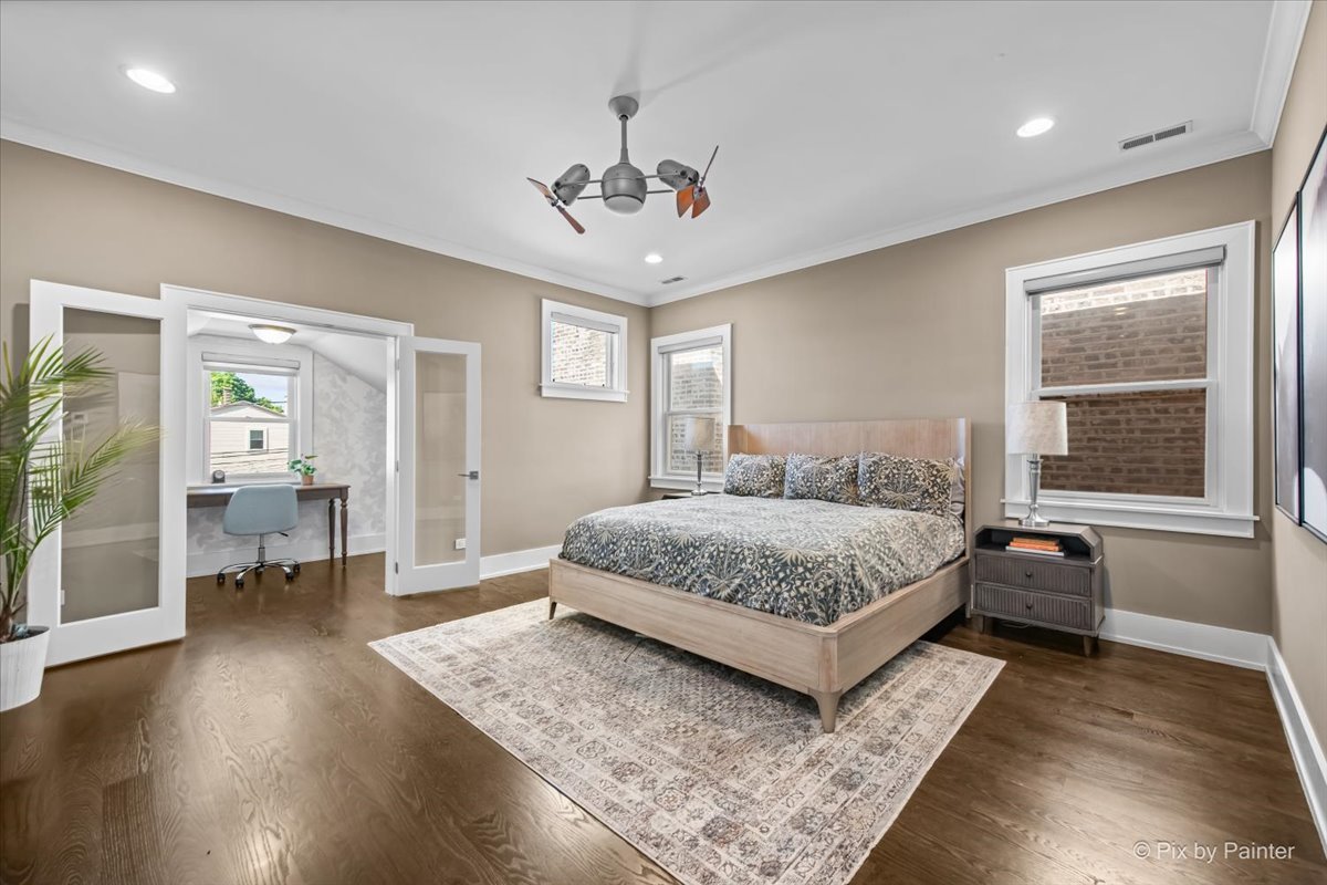 2426 W Warner Avenue