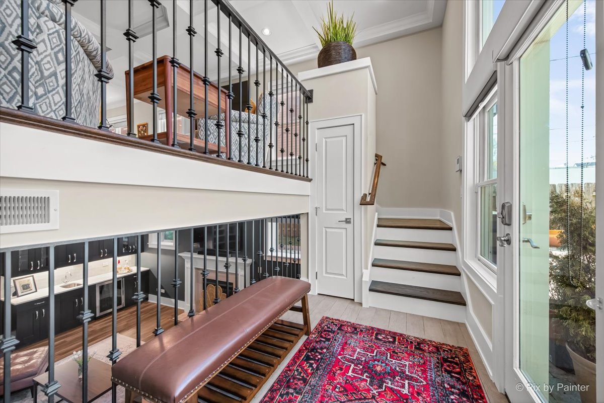 2426 W Warner Avenue