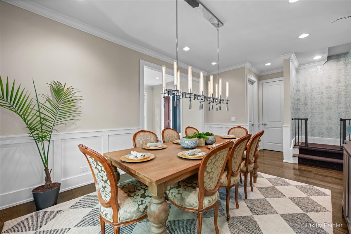 2426 W Warner Avenue