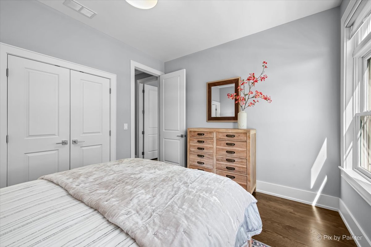 2426 W Warner Avenue