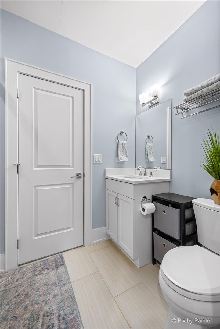 2426 W Warner Avenue