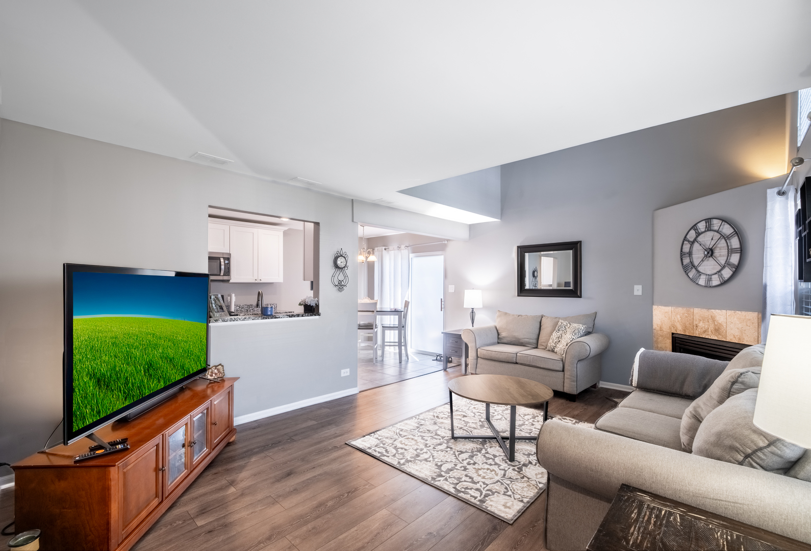 5239 Diamond Drive Unit: B