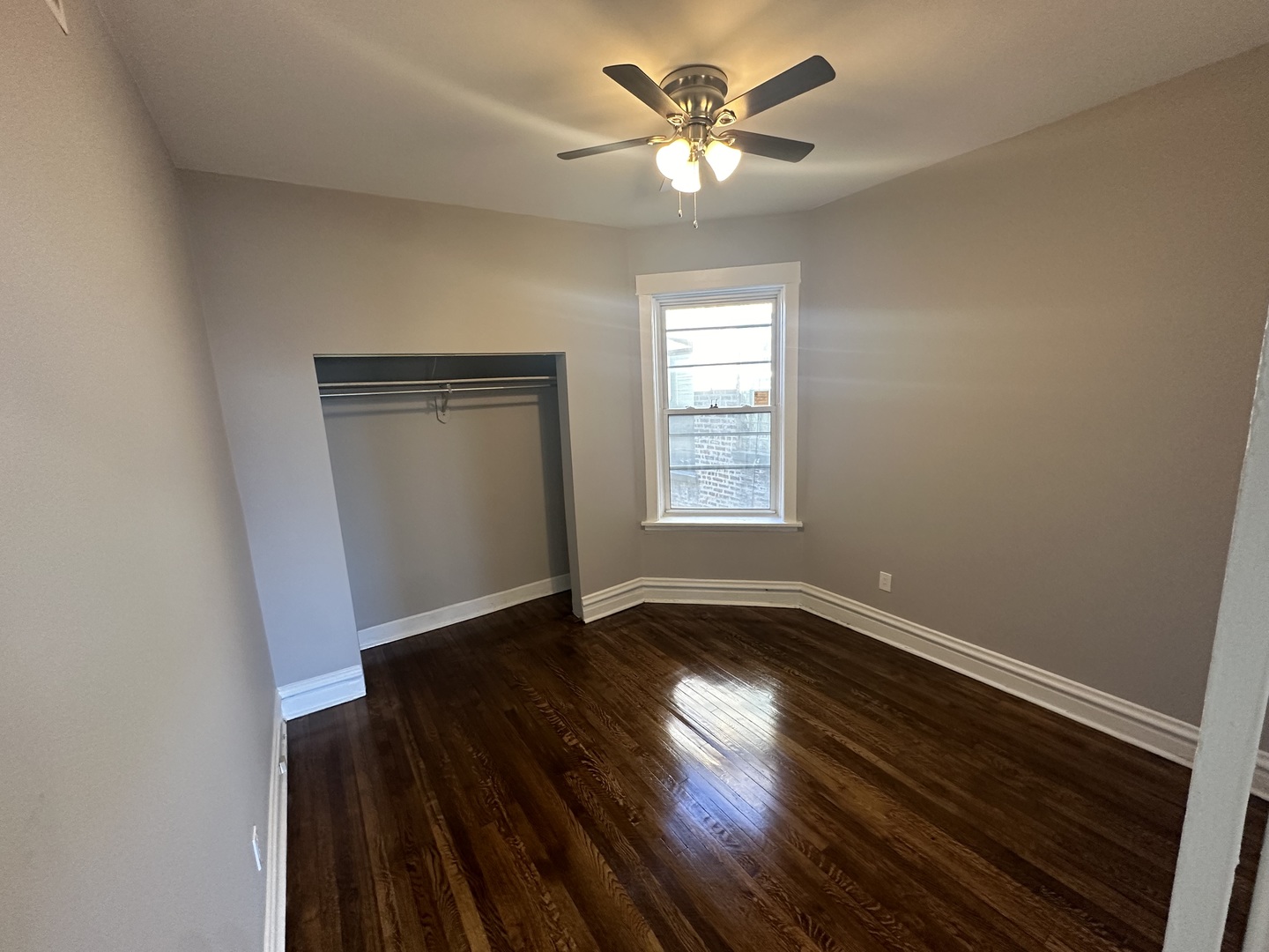 6110 S Ingleside Avenue Unit: 3N