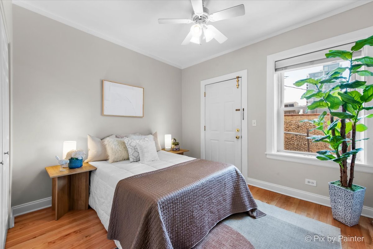 2241.5 N Lincoln Avenue Unit: 3B