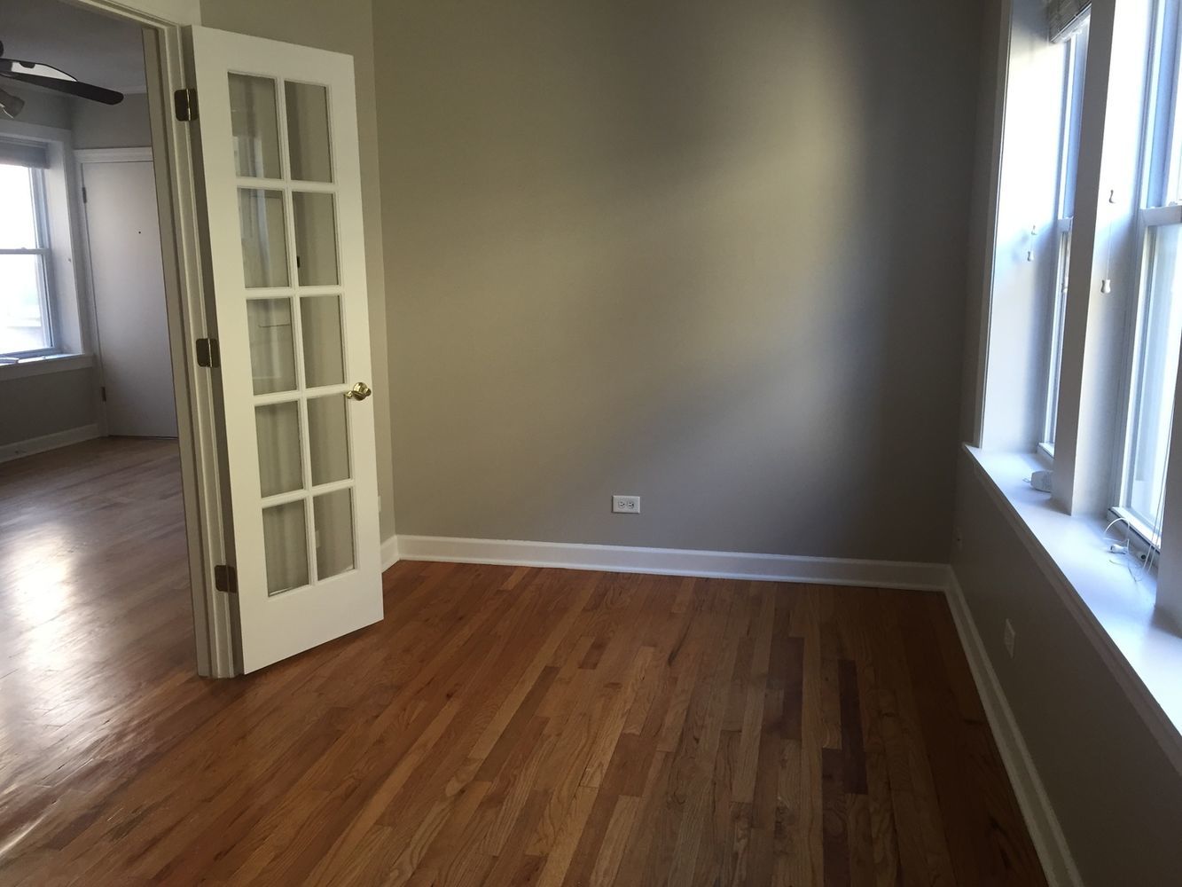 1436 W Roscoe Street Unit: 2