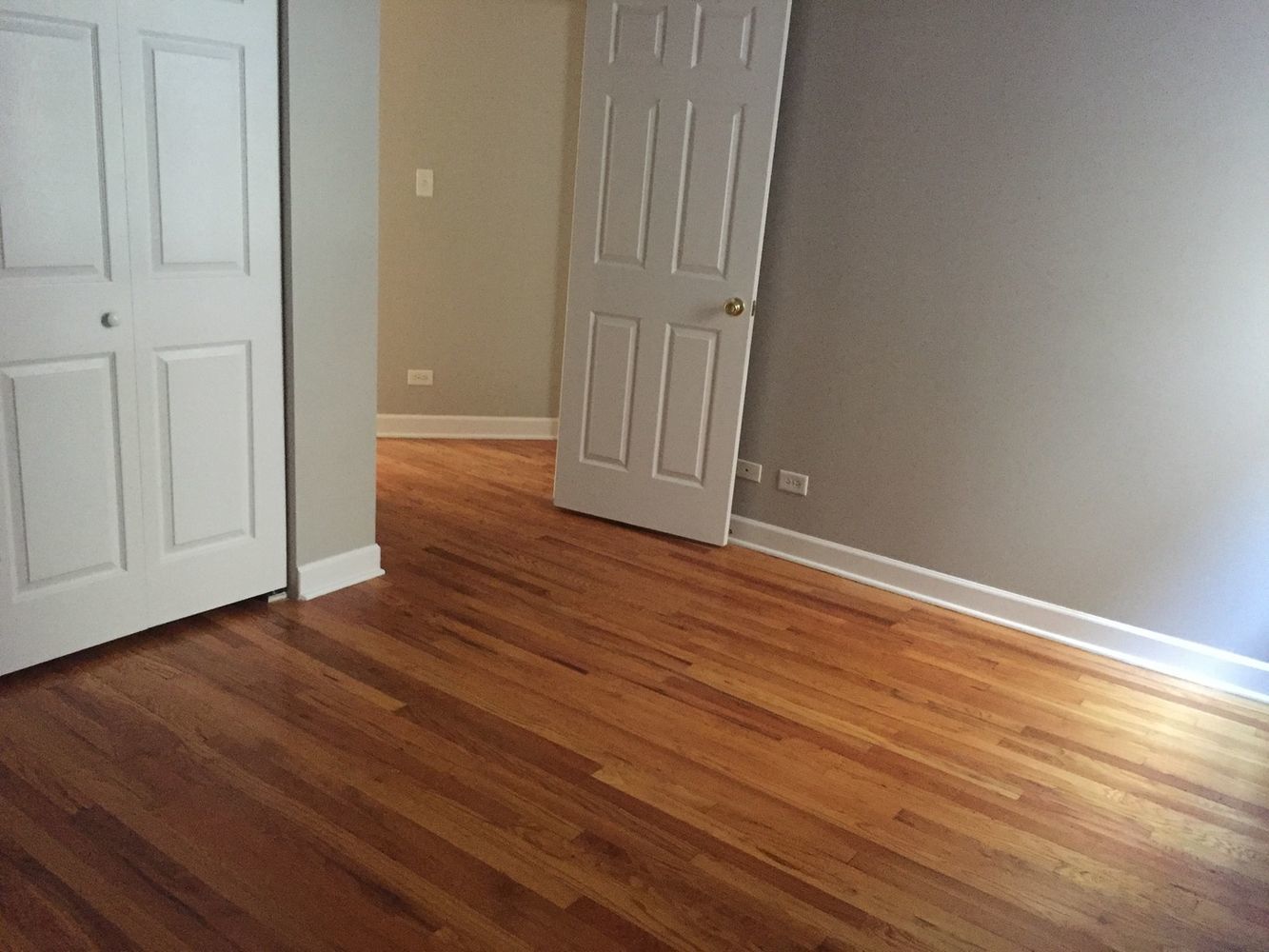1436 W Roscoe Street Unit: 2