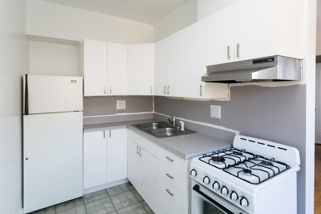 5516 N Kenmore Avenue Unit: 405