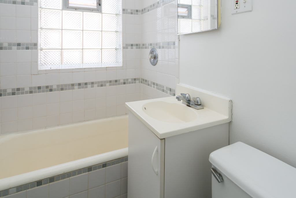 5516 N Kenmore Avenue Unit: 405