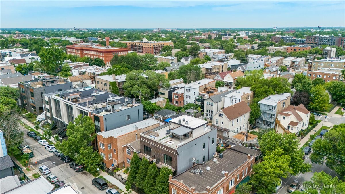 3004 W Lyndale Street Unit: 3E