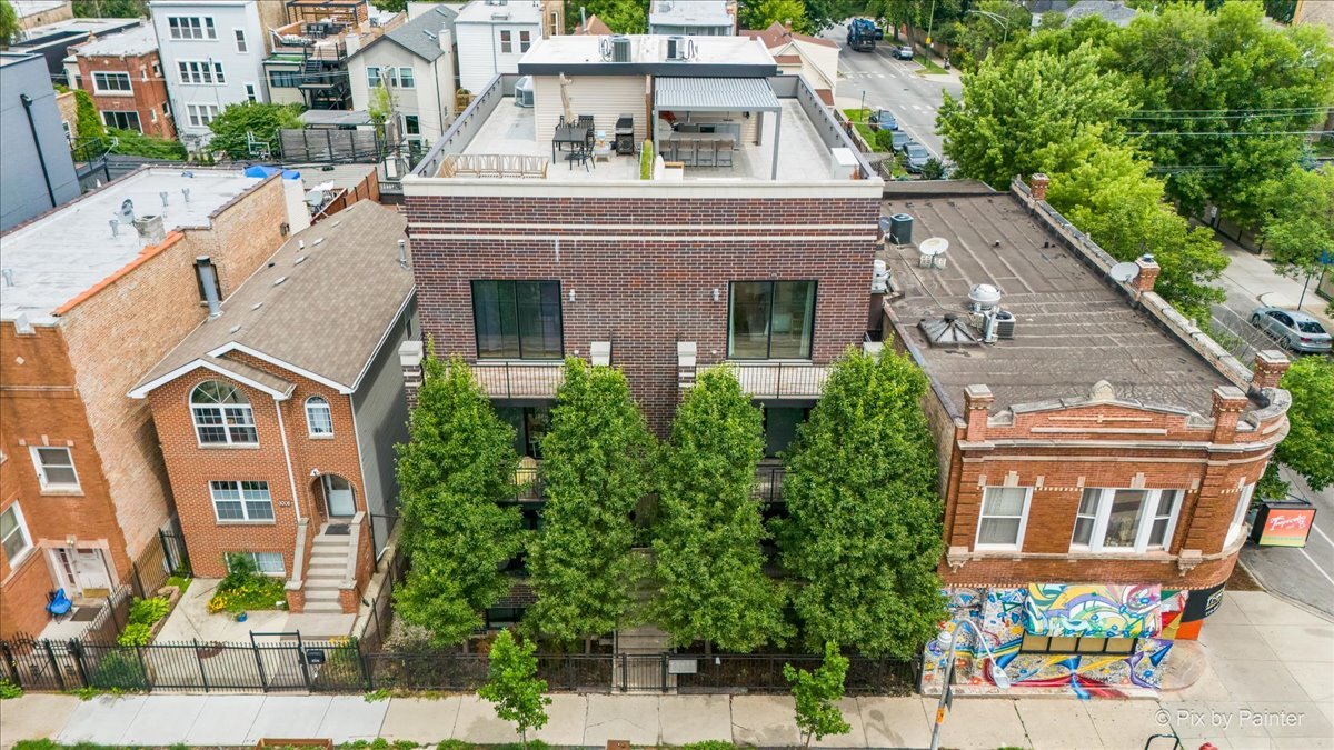 3004 W Lyndale Street Unit: 3E