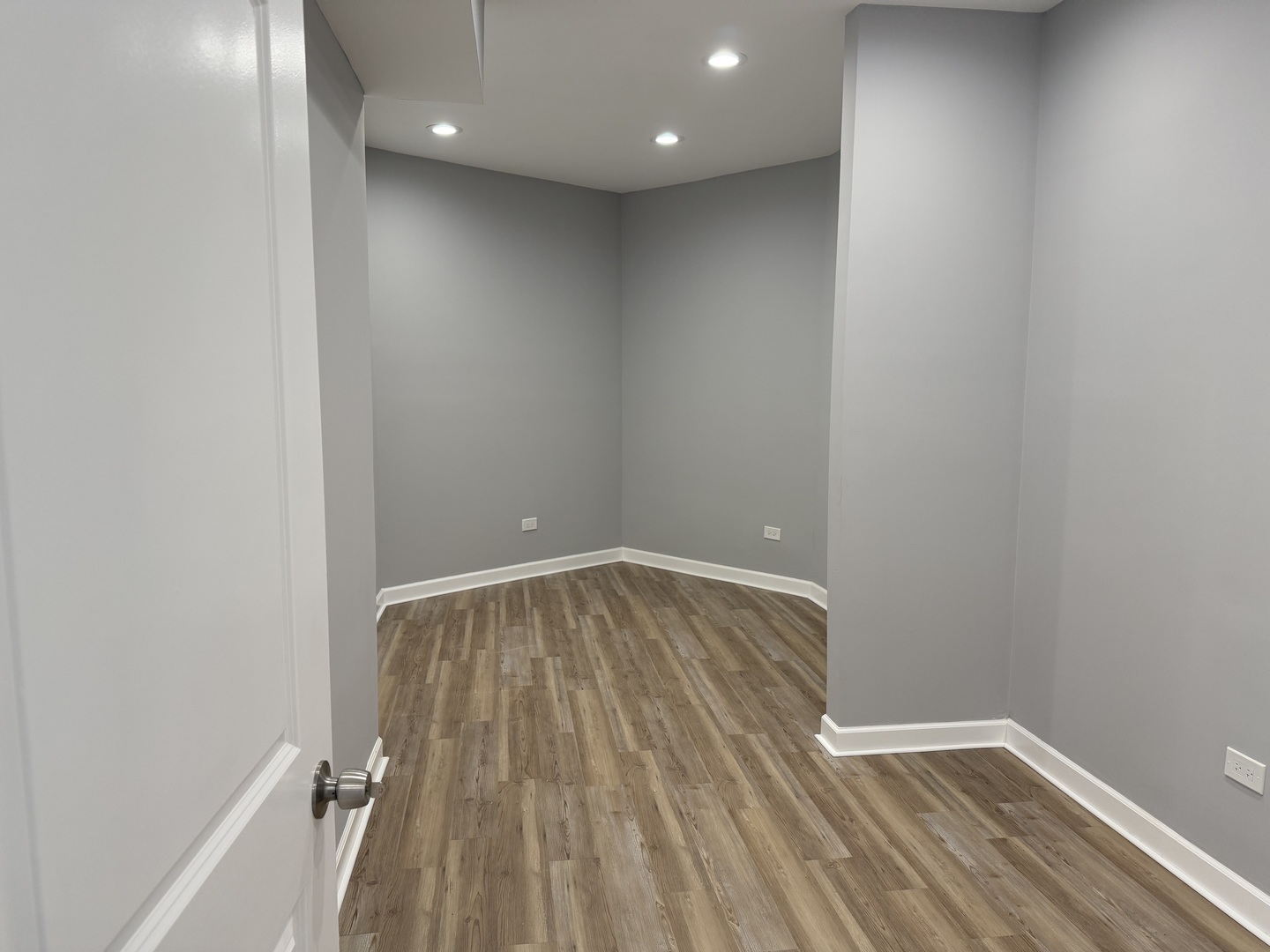 3310 N Milwaukee Avenue Unit: 203