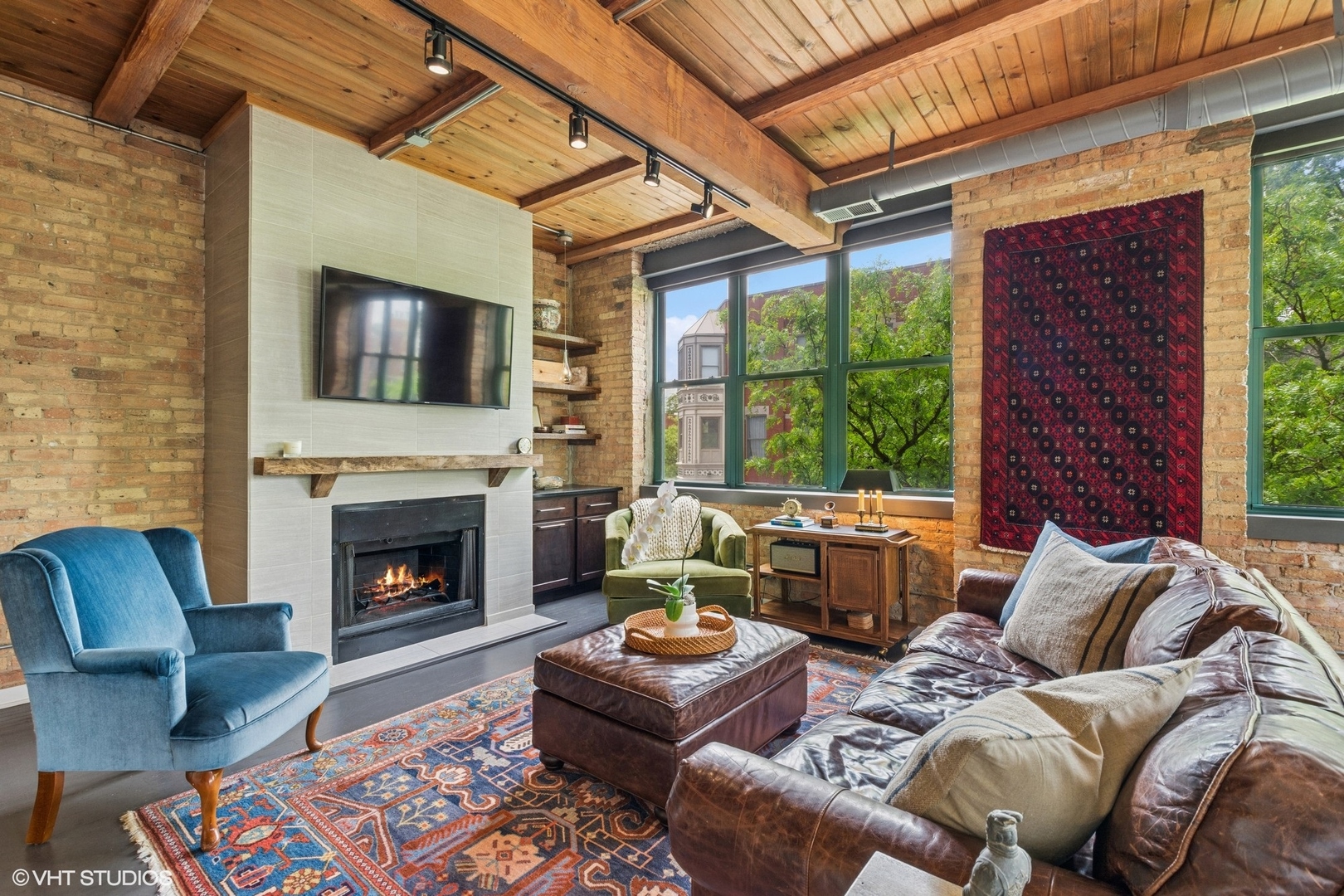835 N Wood Street Unit: 301