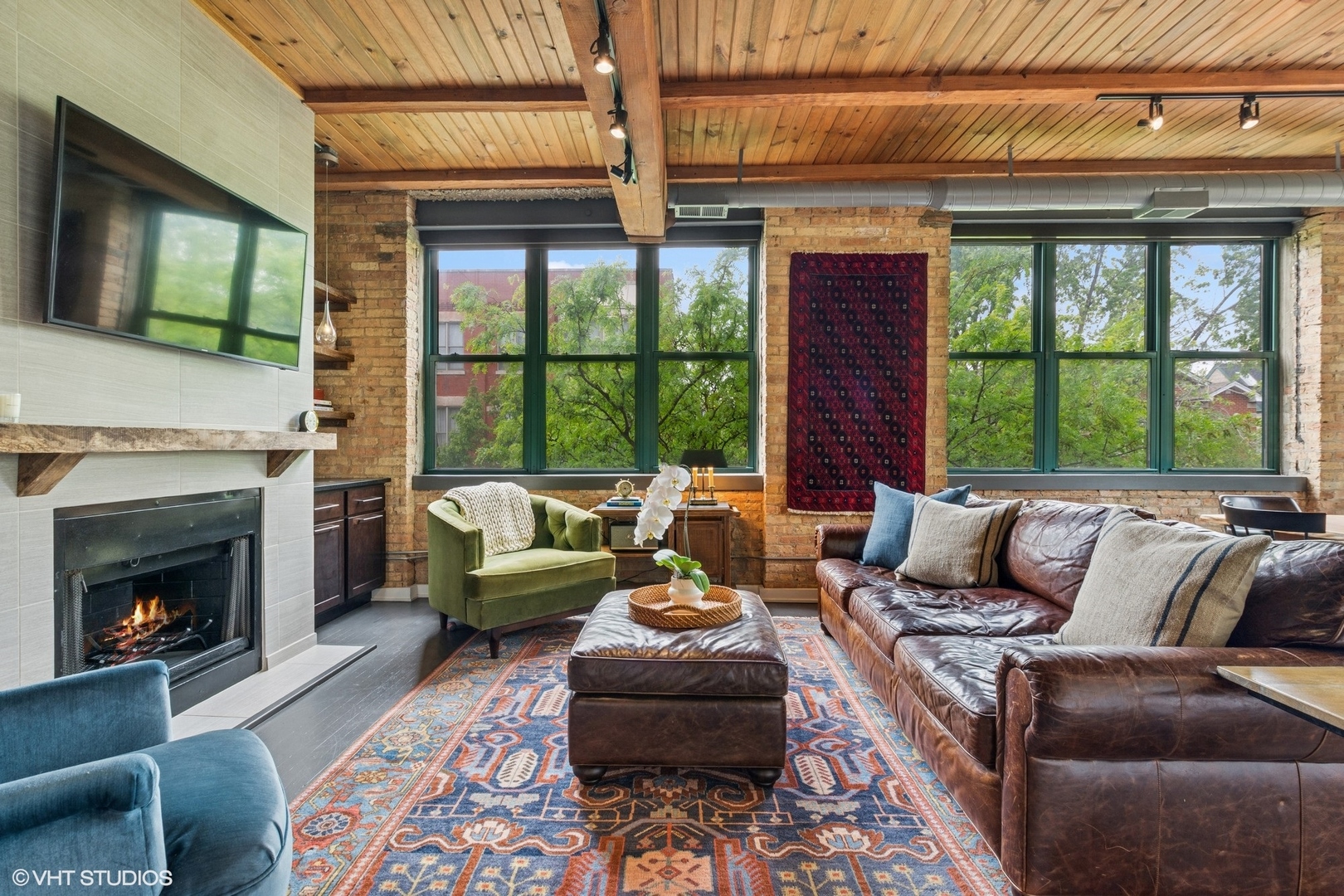 835 N Wood Street Unit: 301