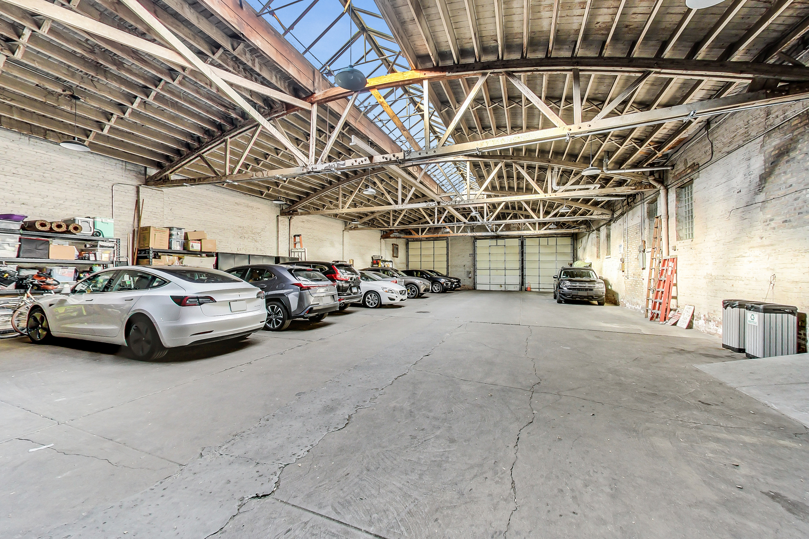 835 N Wood Street Unit: 301