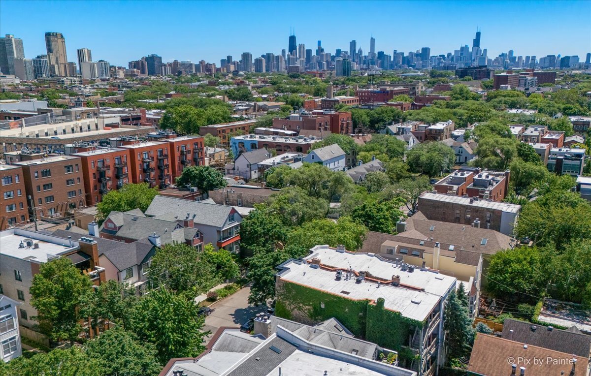 3028 N Kenmore Avenue Unit: 3