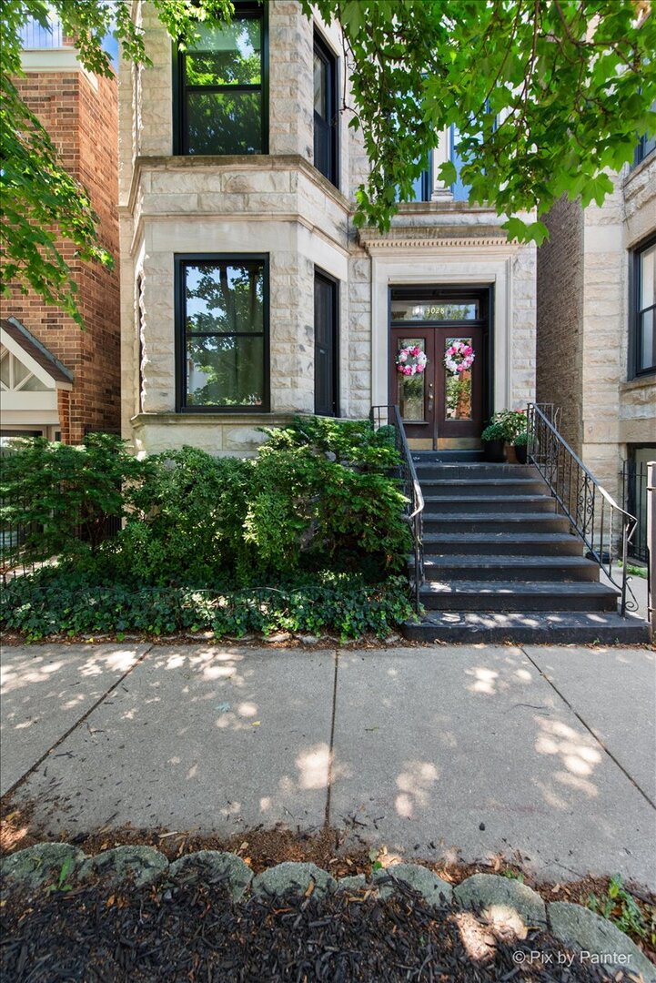 3028 N Kenmore Avenue Unit: 3