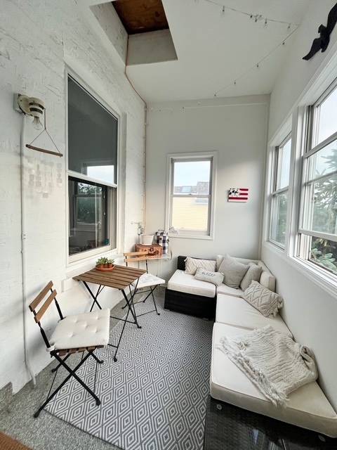 3028 N Kenmore Avenue Unit: 3