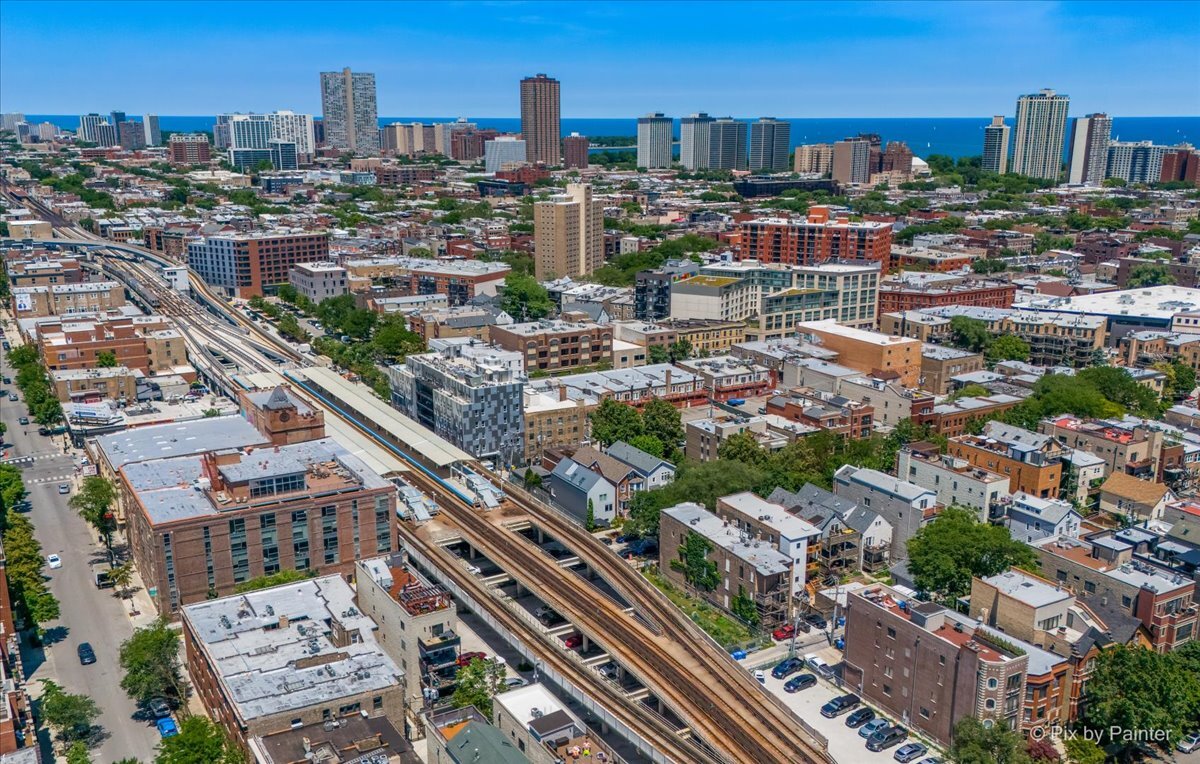 3028 N Kenmore Avenue Unit: 3