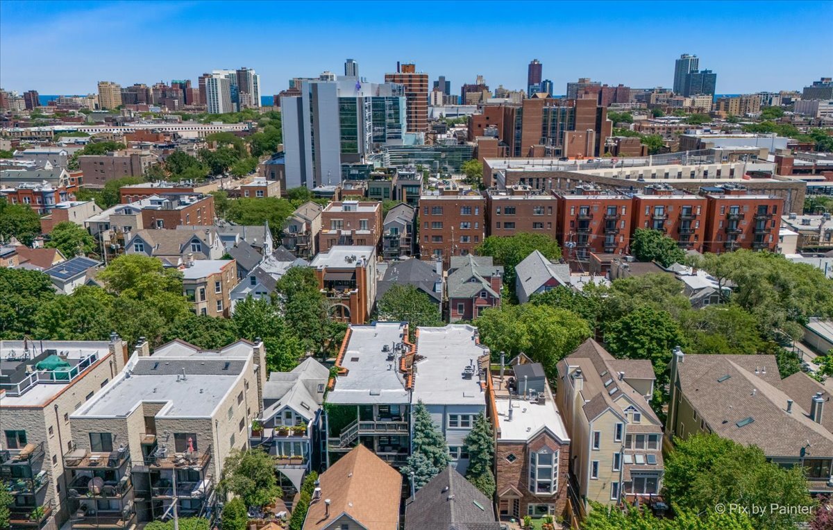 3028 N Kenmore Avenue Unit: 3