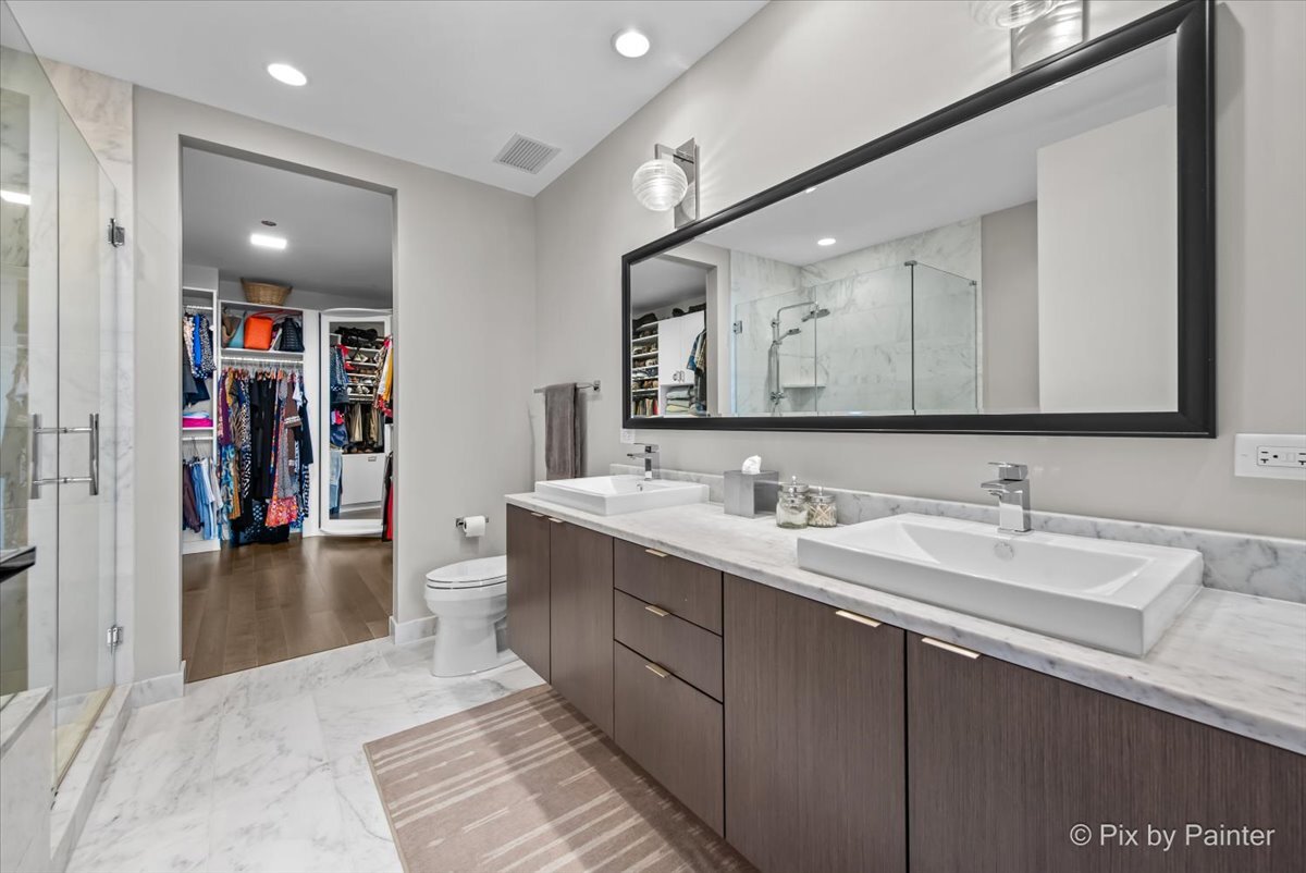 540 W Webster Avenue Unit: 908