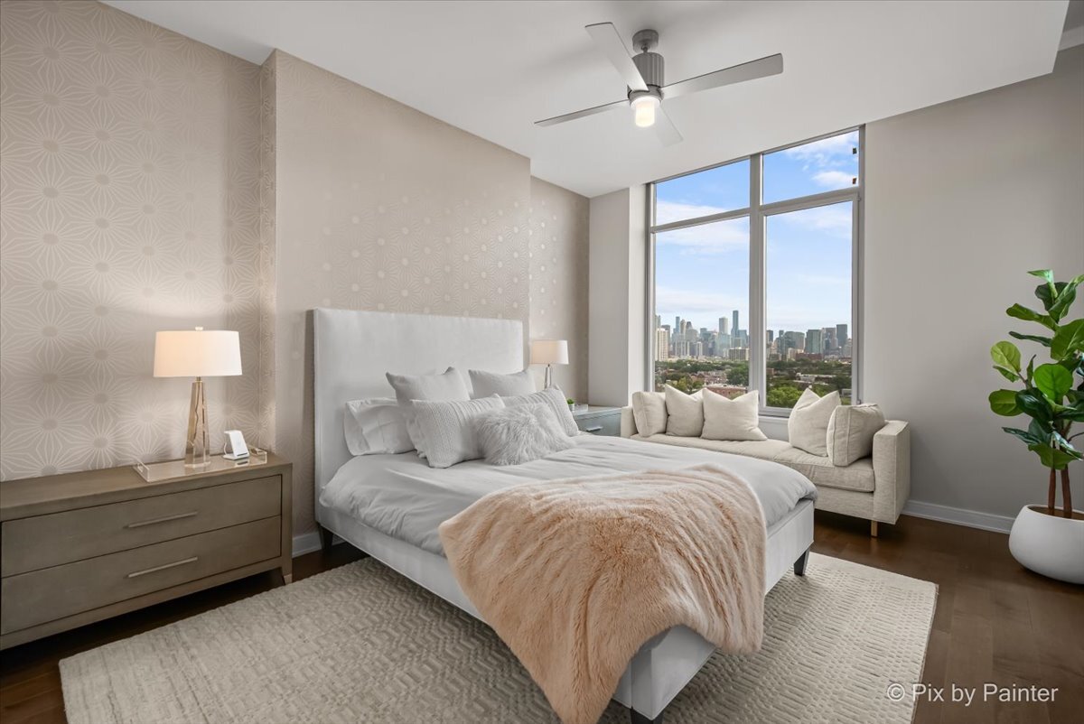 540 W Webster Avenue Unit: 908