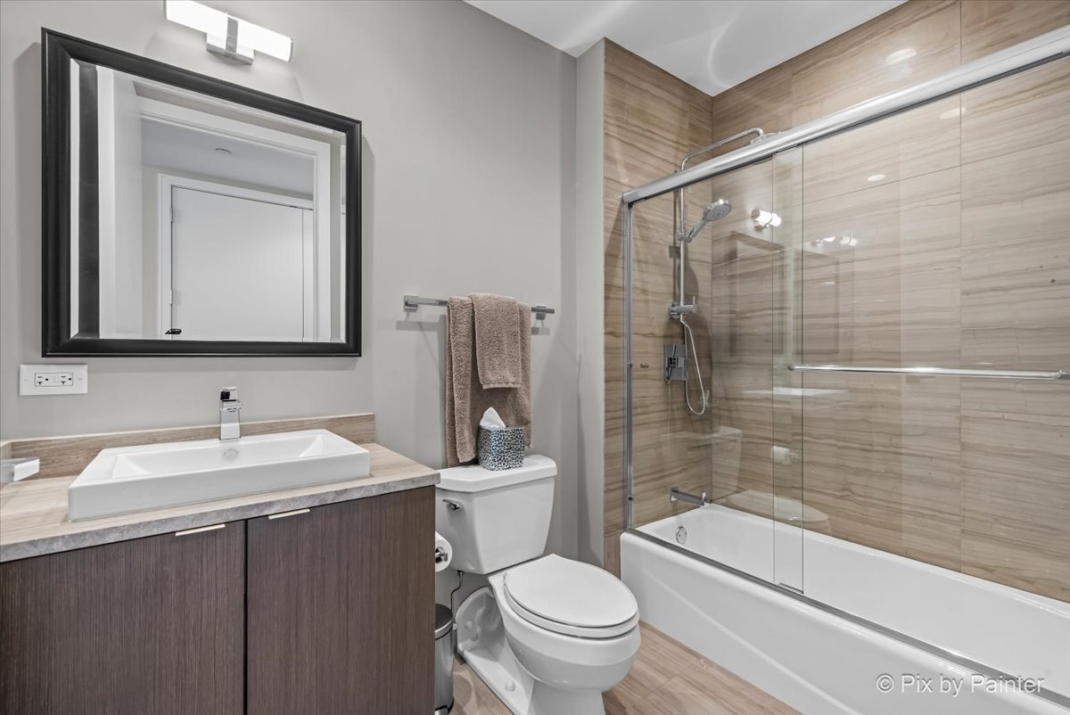 540 W Webster Avenue Unit: 908