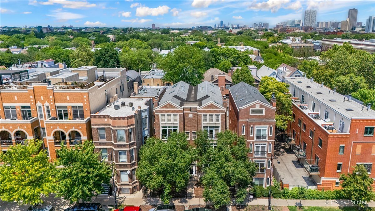 1124 W Diversey Parkway Unit: 2W