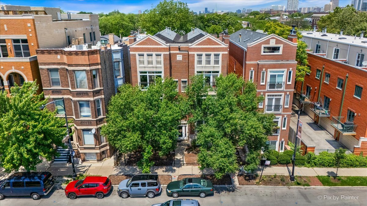 1124 W Diversey Parkway Unit: 2W