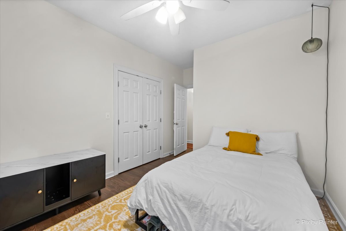 1124 W Diversey Parkway Unit: 2W