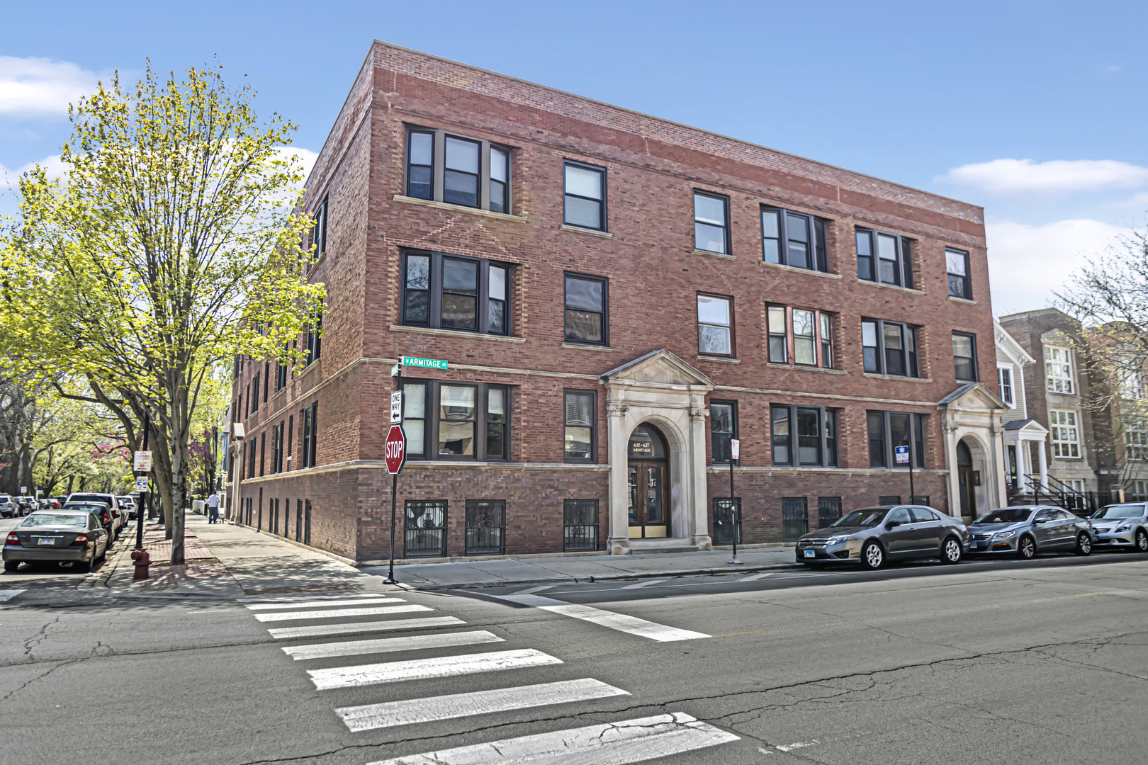637 W Armitage Avenue Unit: 1