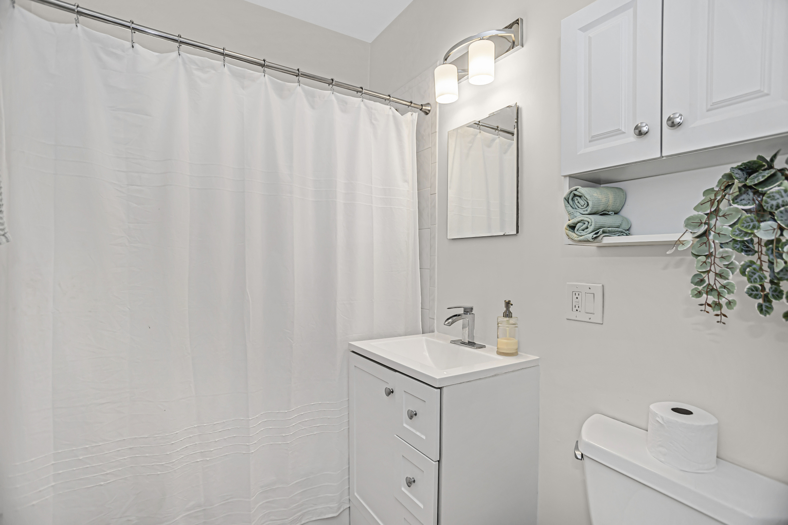 637 W Armitage Avenue Unit: 1
