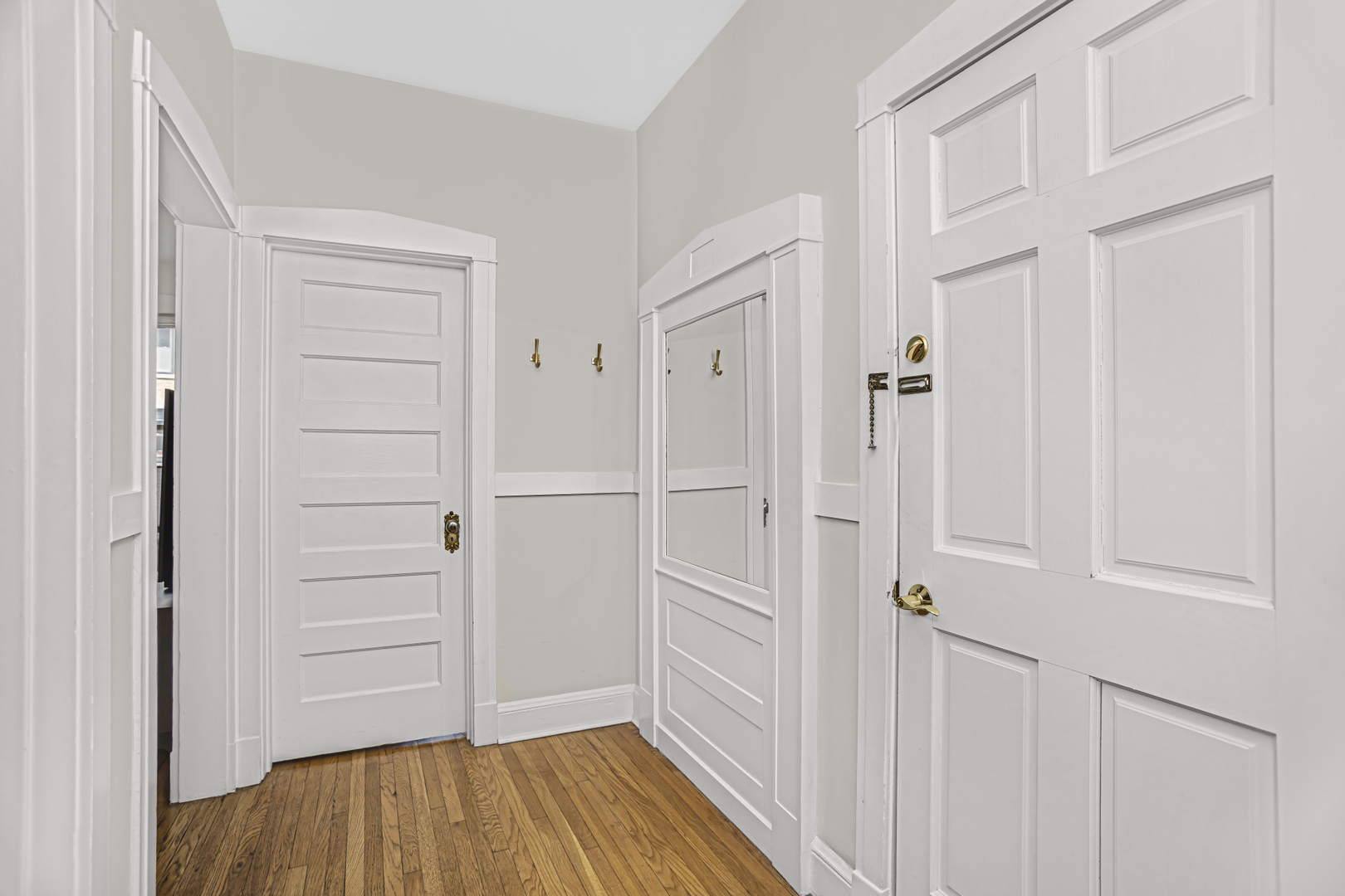 637 W Armitage Avenue Unit: 1