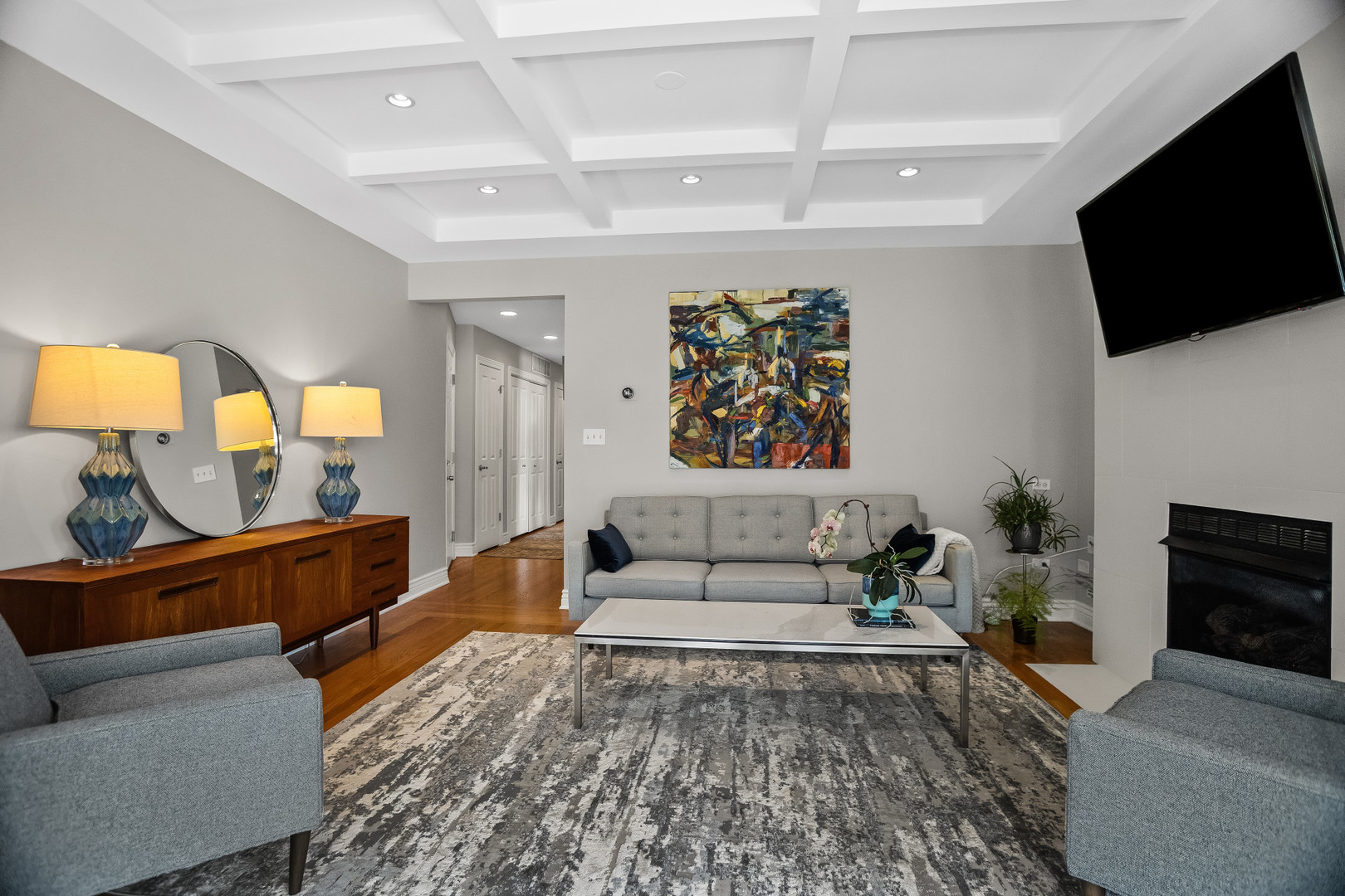 1475 W Winona Street Unit: 2