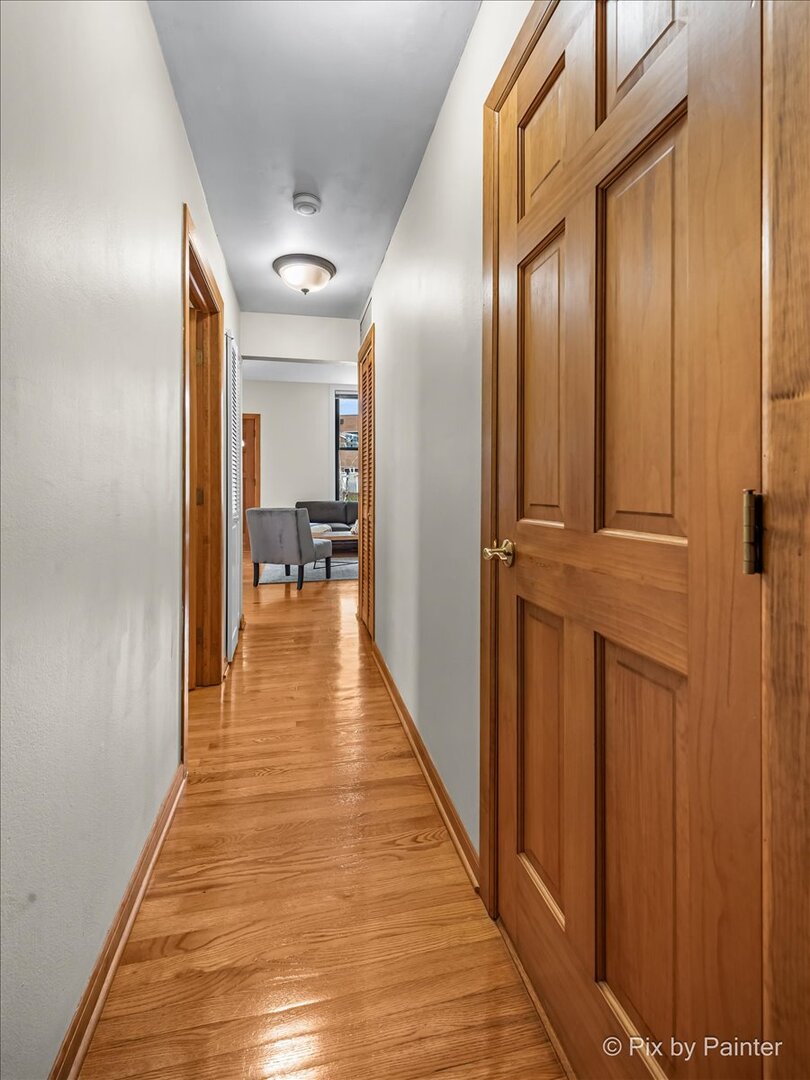 2123 N CLARK Street Unit: 3R