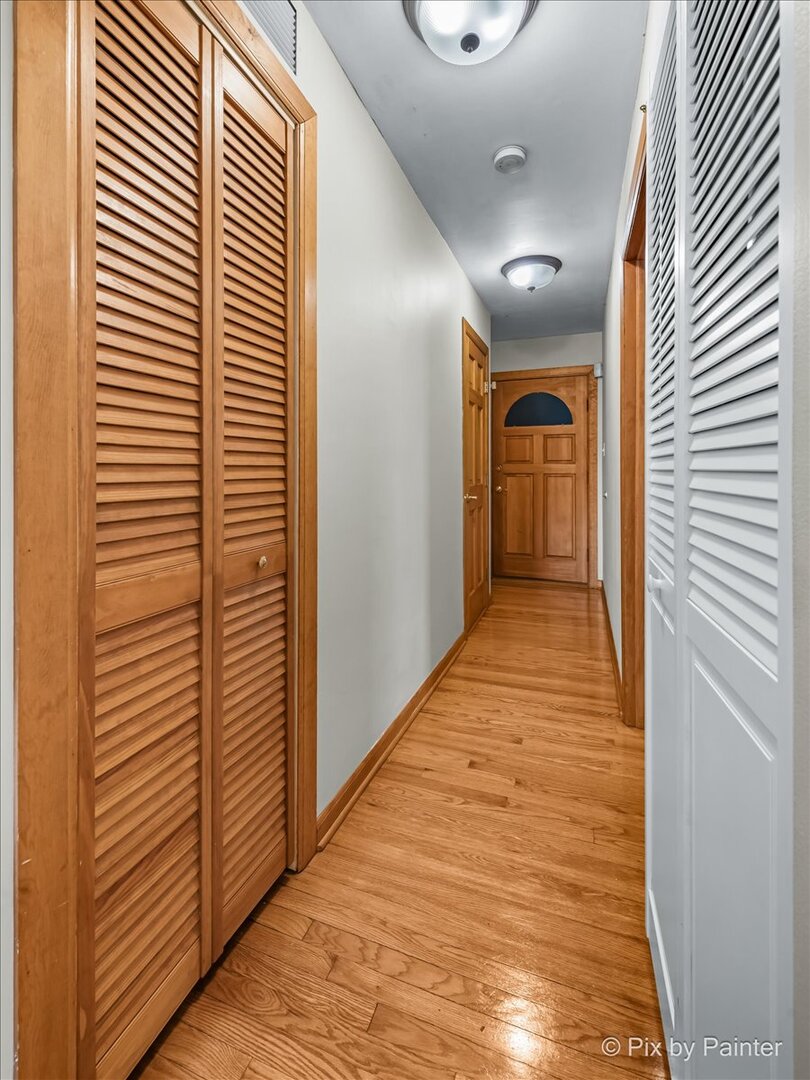2123 N CLARK Street Unit: 3R