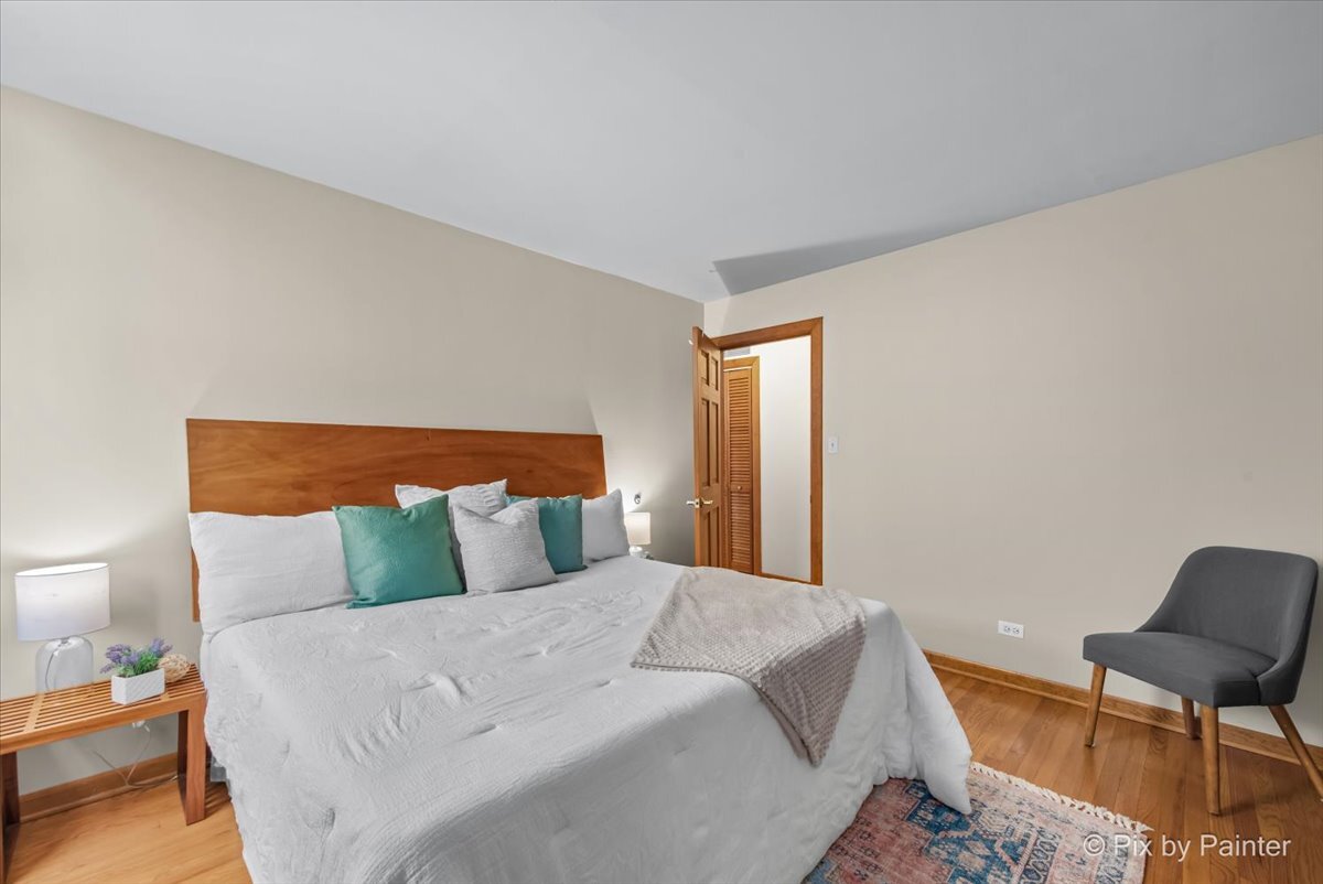 2123 N CLARK Street Unit: 3R