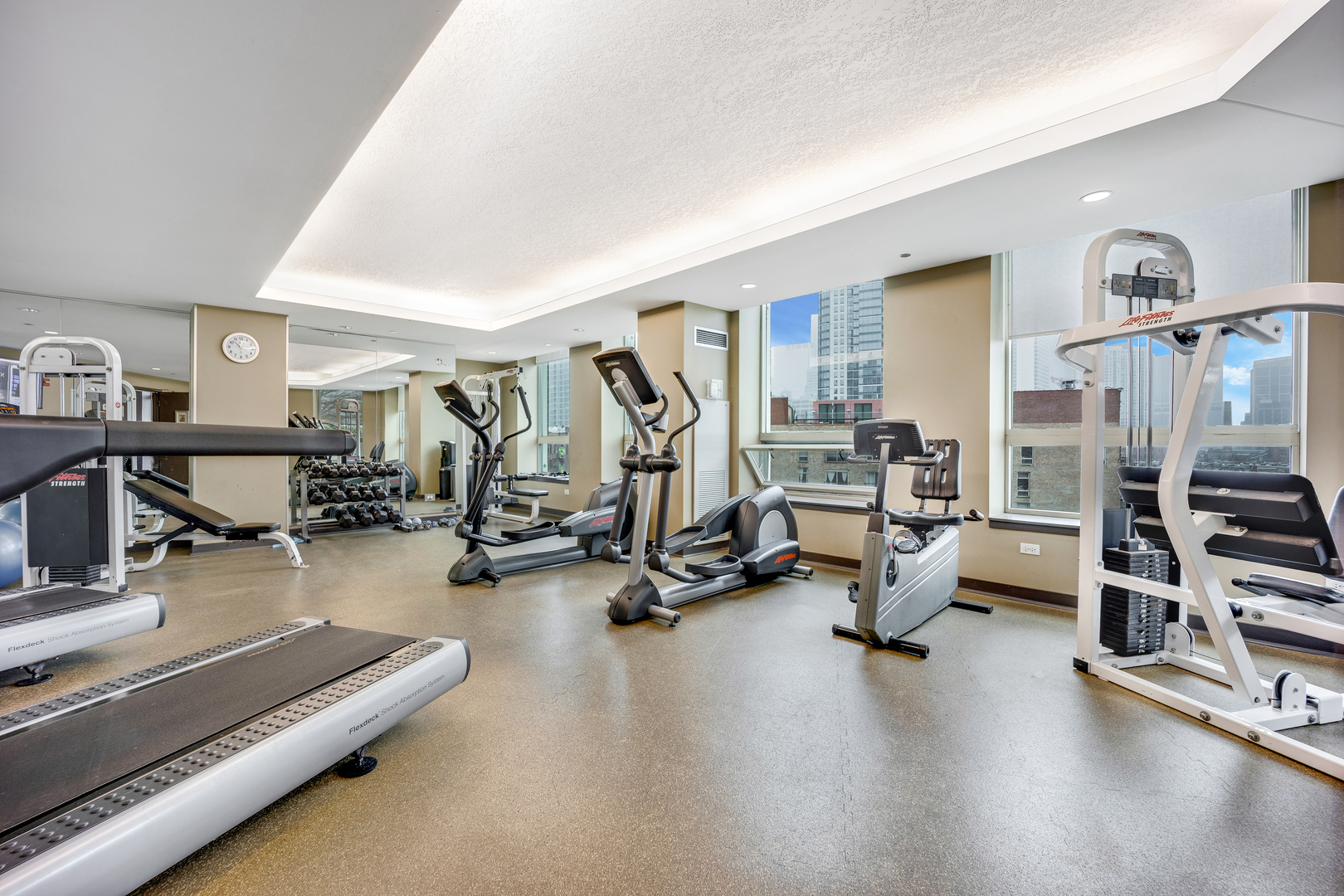 600 N Kingsbury Street Unit: 802