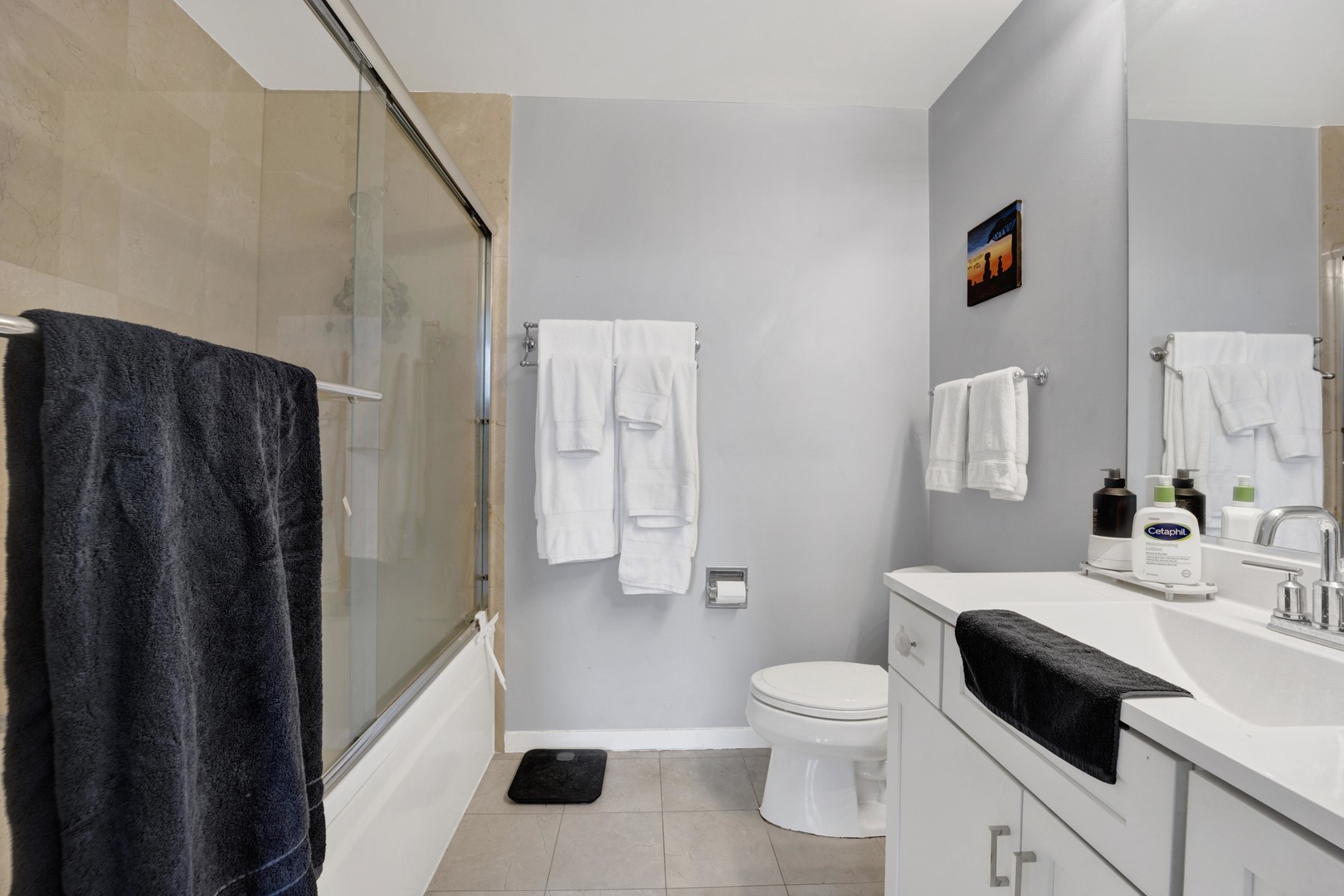 600 N Kingsbury Street Unit: 802