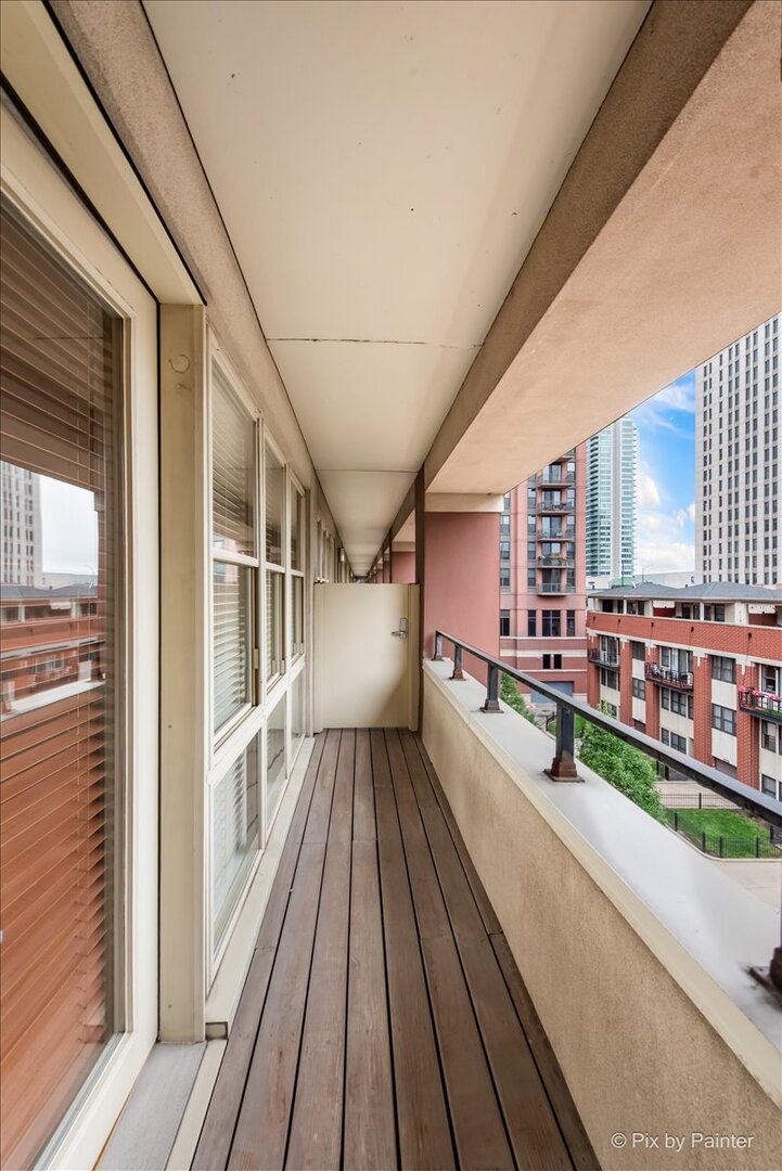 324 N Jefferson Street Unit: 307