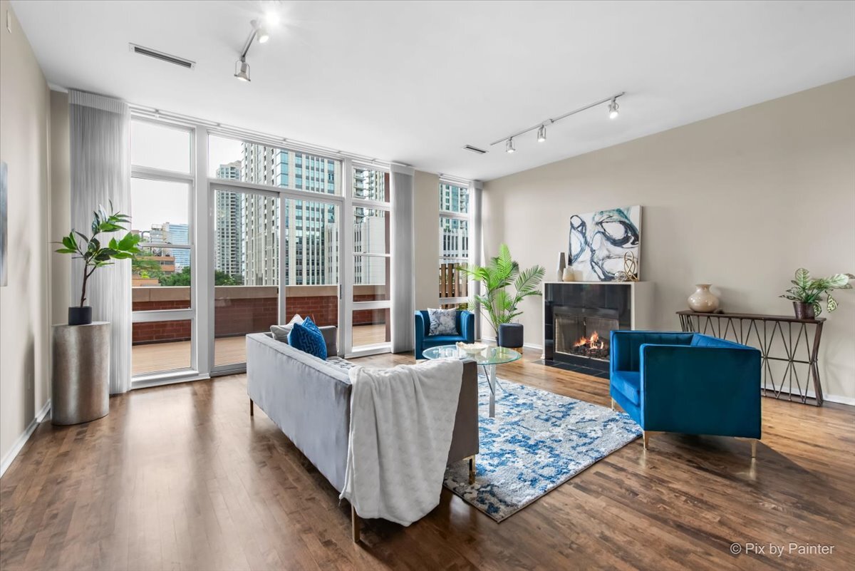 324 N Jefferson Street Unit: 307