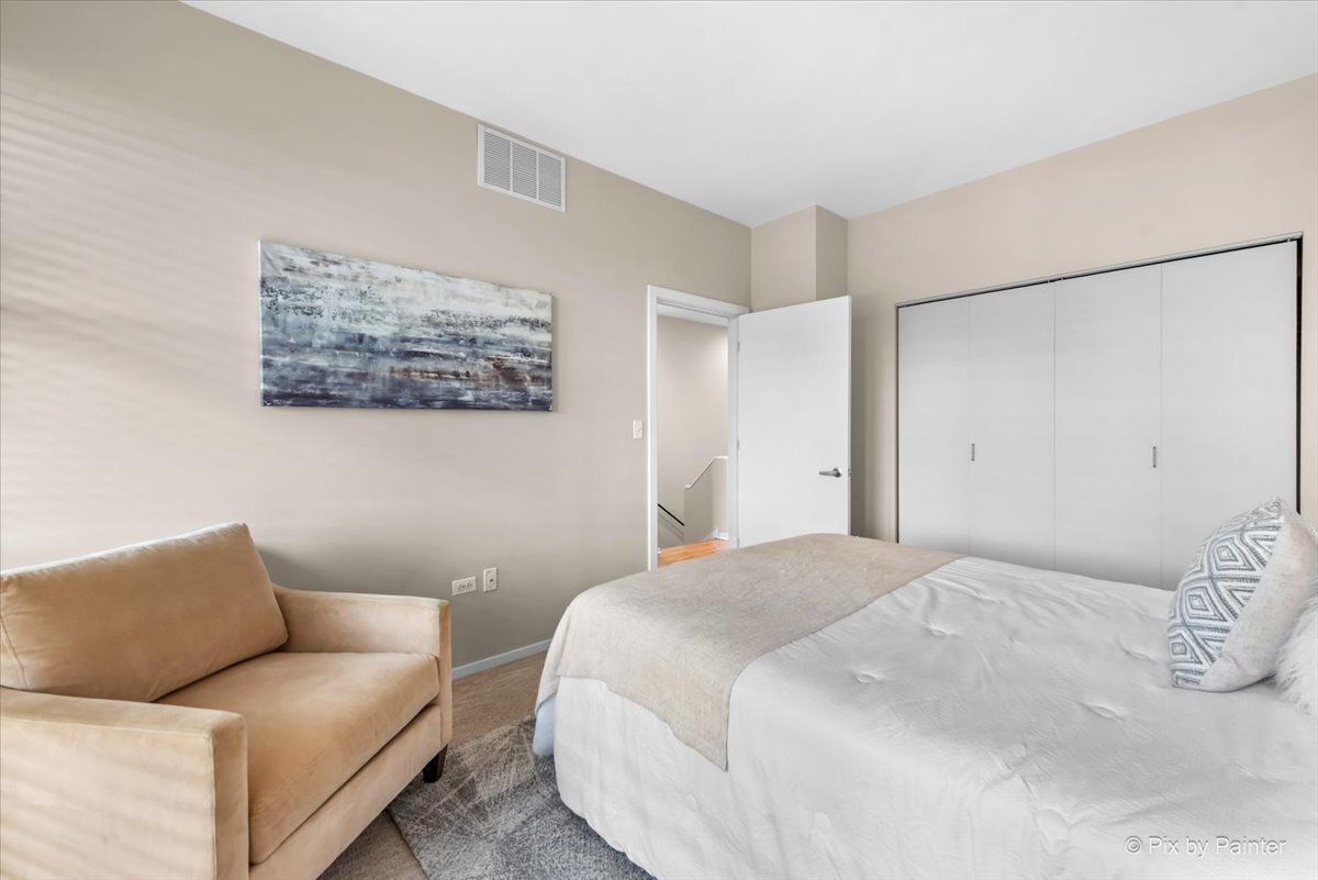 324 N Jefferson Street Unit: 307