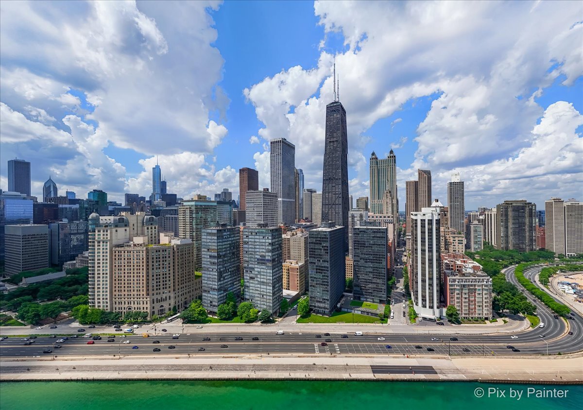 860 N LAKE SHORE Drive Unit: 4M