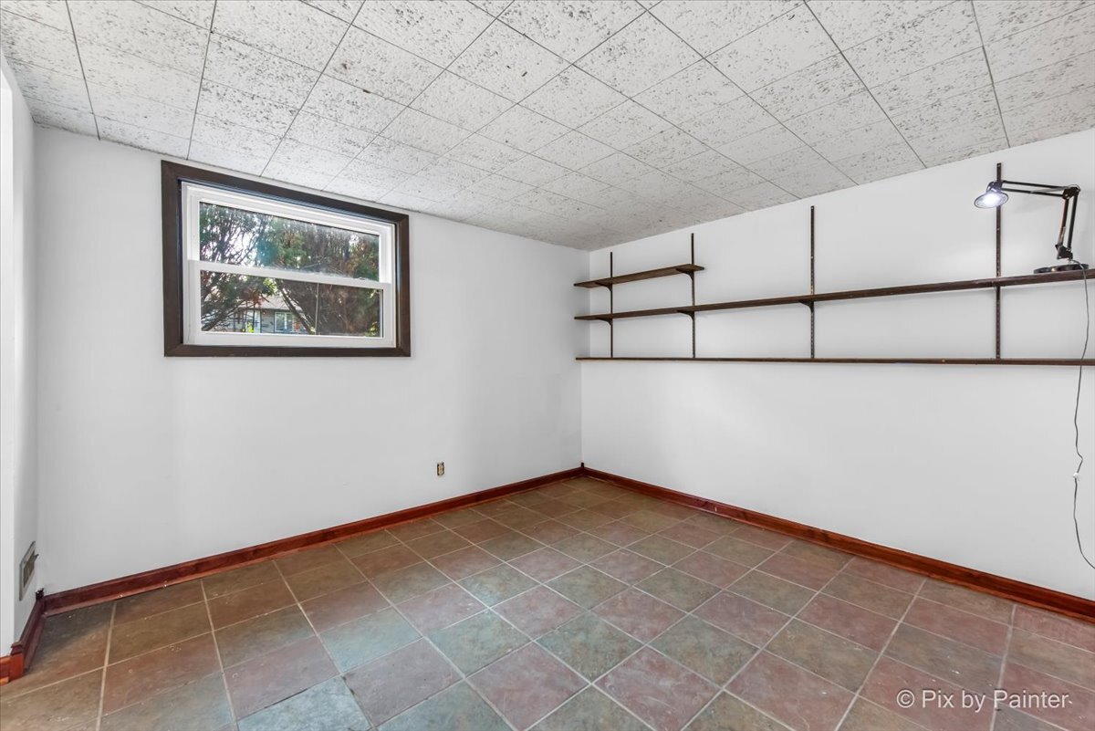 15433 David Lane