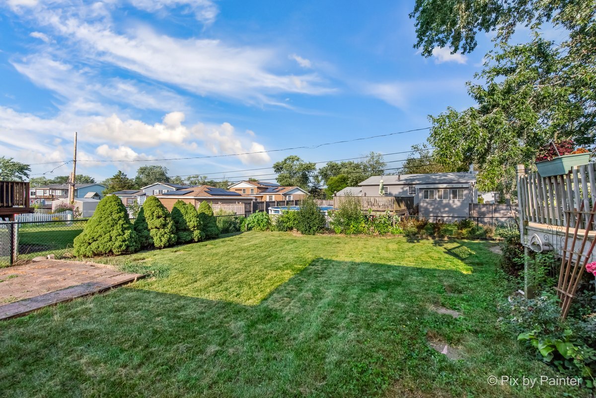 15433 David Lane